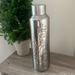 Stainless steel water bottle